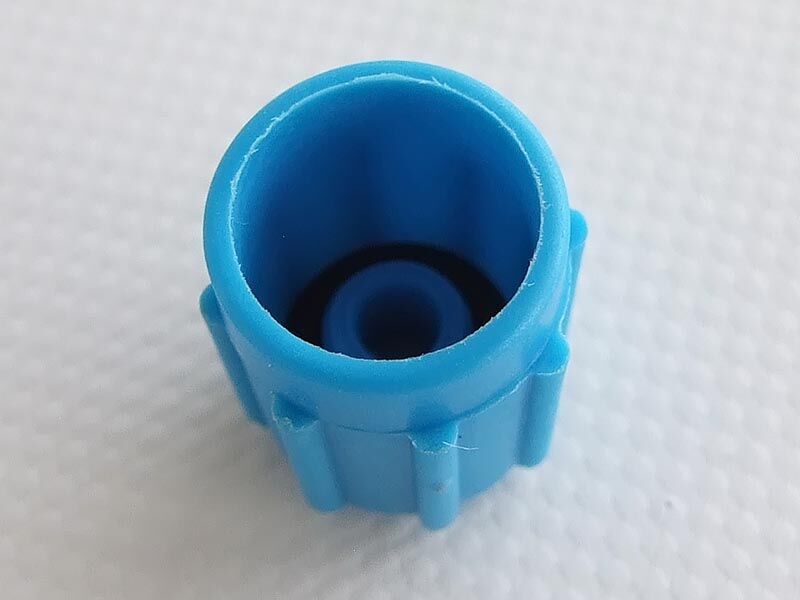 Pvc poklopac ventila 13mm - plavi