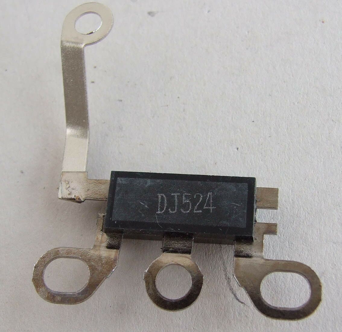 Triode delco alternatora