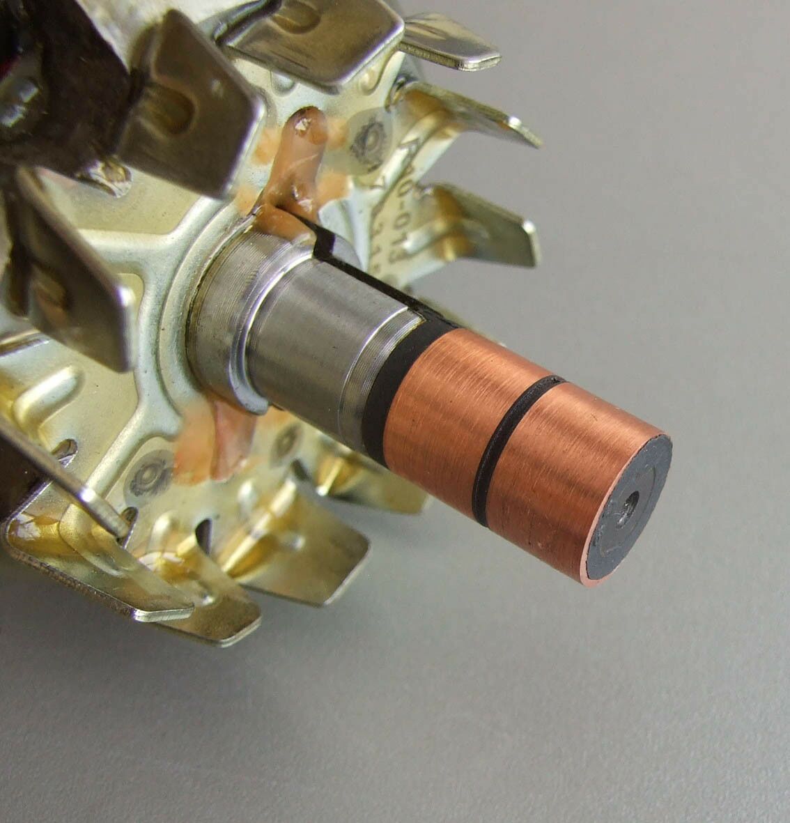Rotor alt denso daihatsu