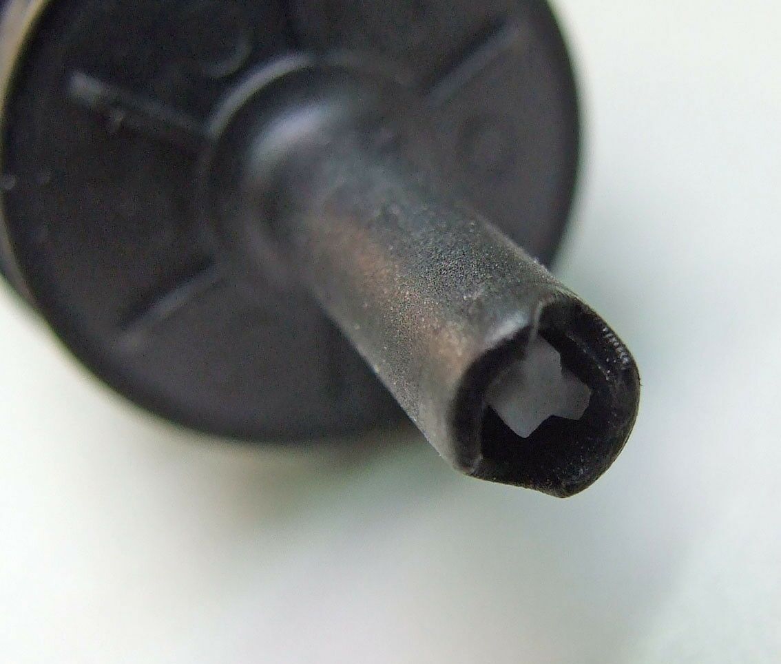 Pumpica za vodu univerzalna 24v