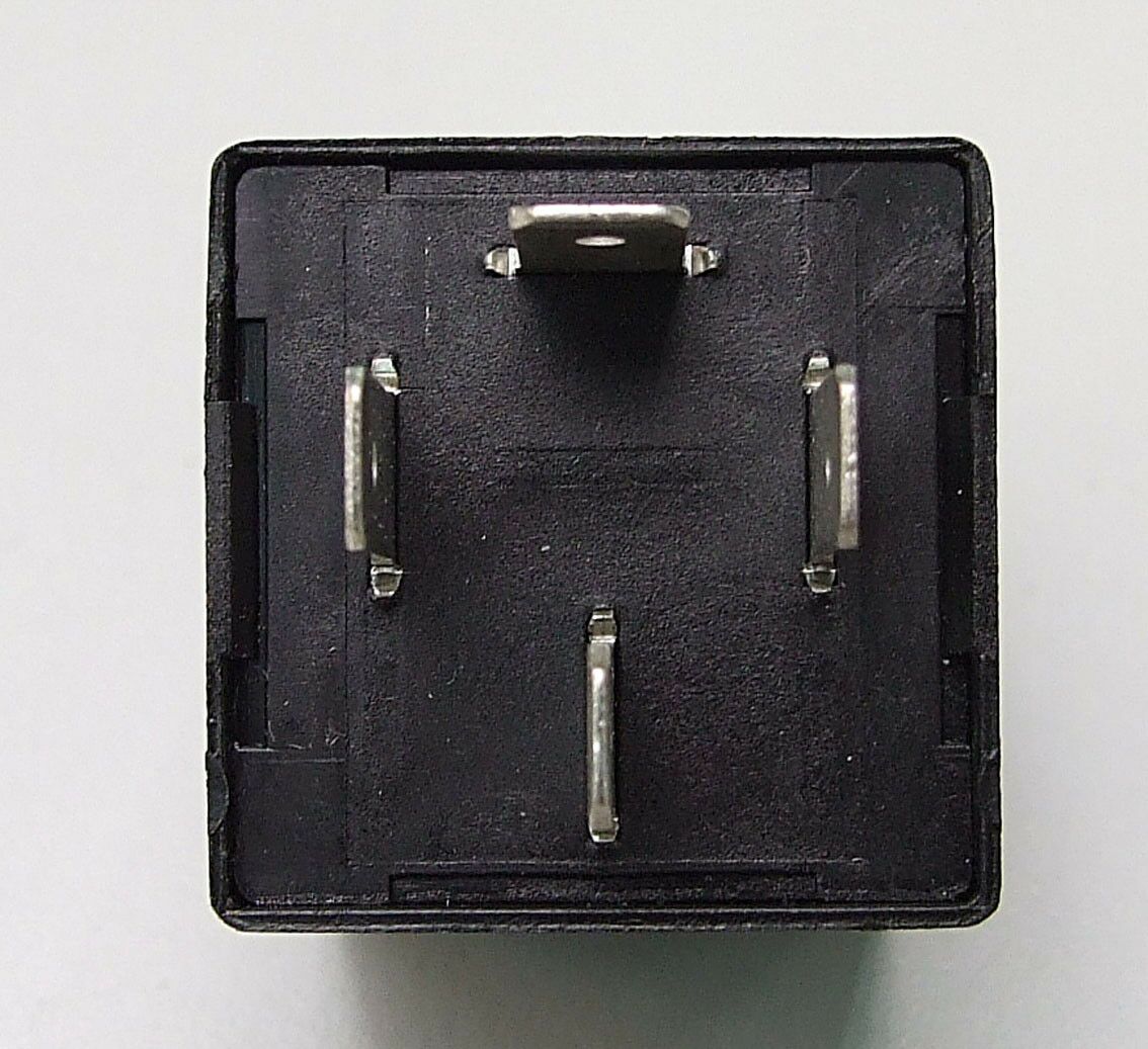 Automat zmigavca 12v ; 4 izlaza