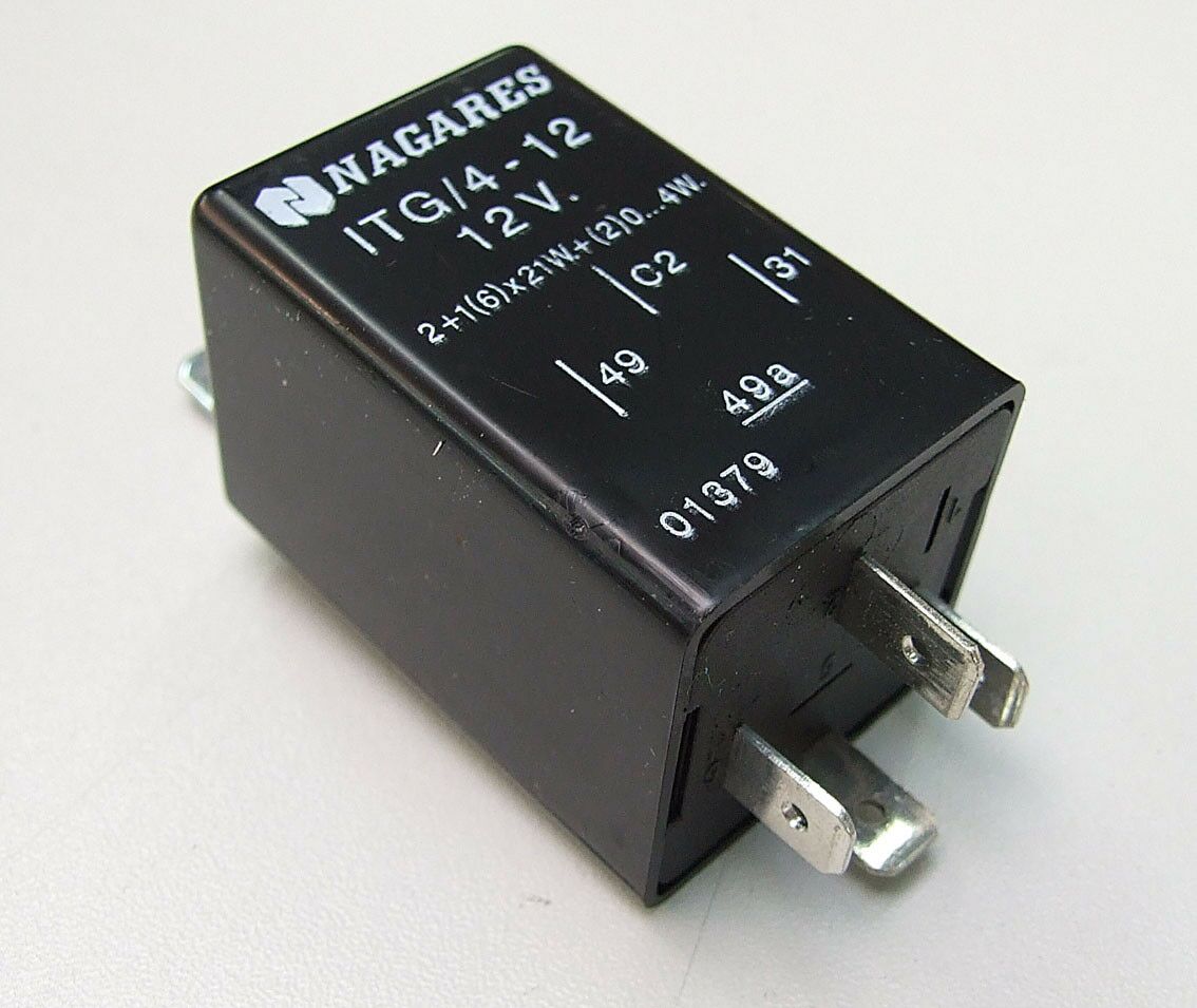 Automat zmigavca 12v ; 4 izlaza audi,bmw