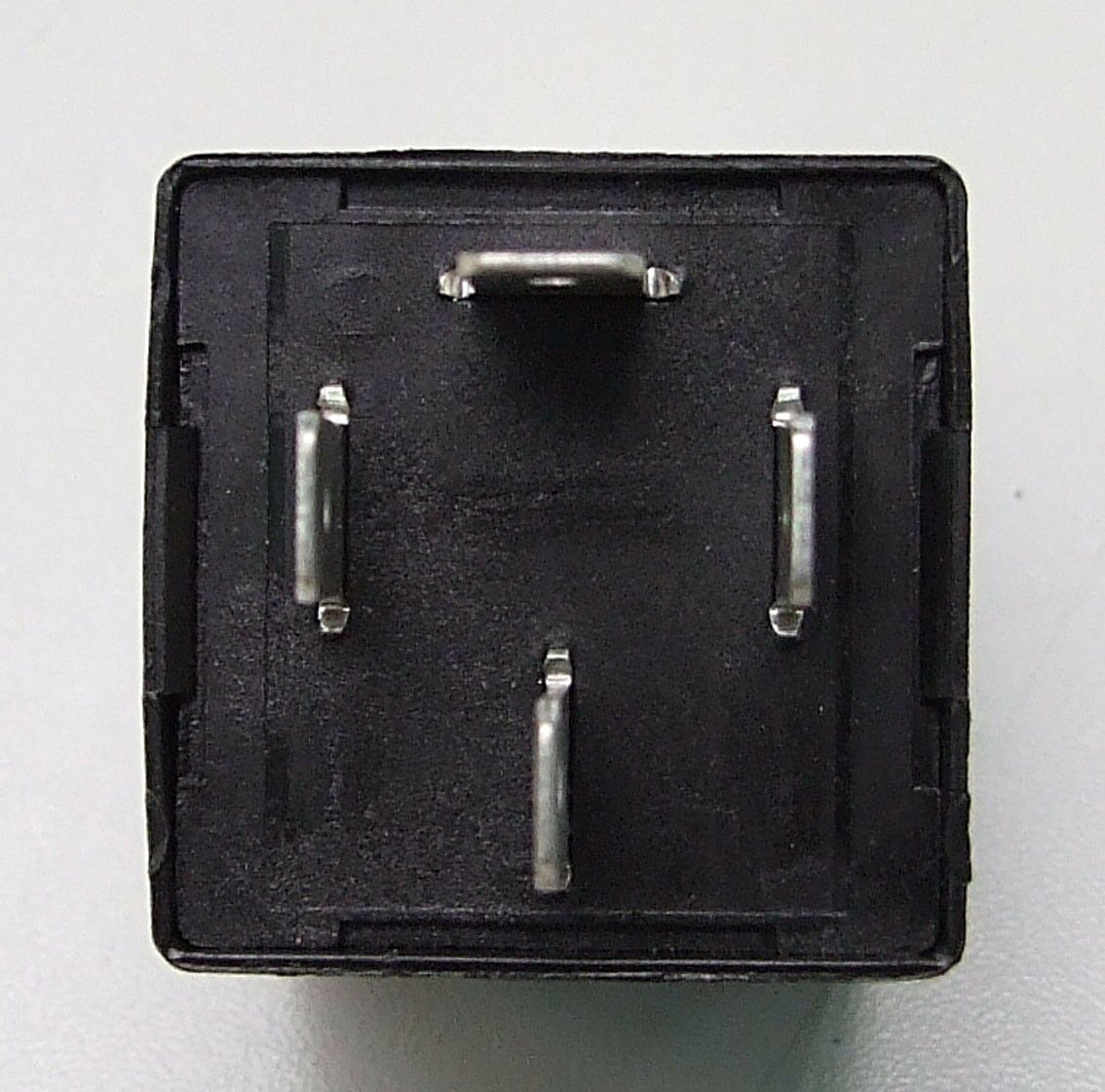 Automat zmigavca 24v ; 4 izlaza