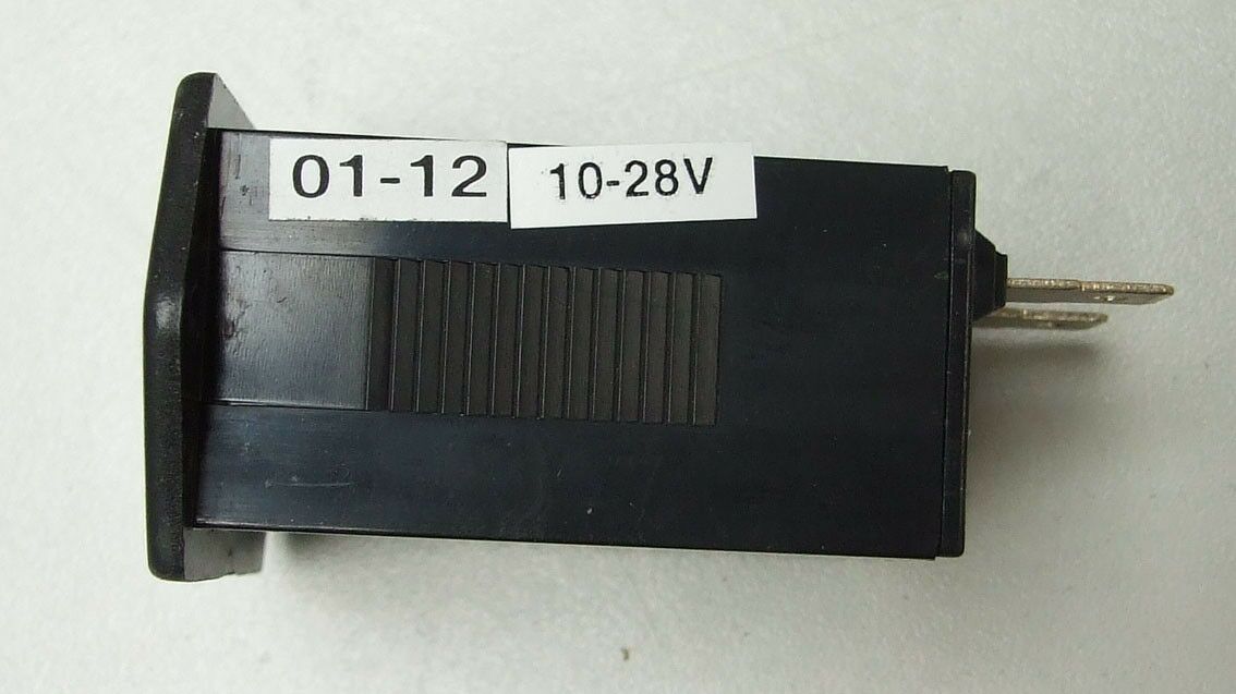 Elektricni sat 10-28v za merenje radnih sati
