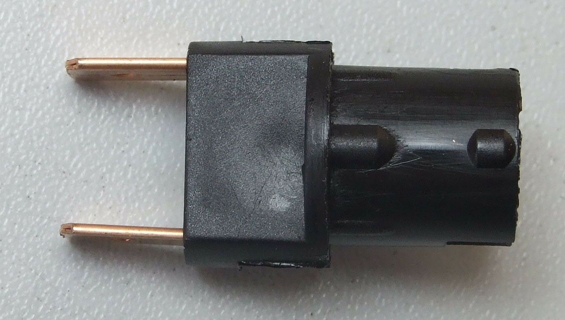 Drzac sijalice t10 w2.1 plastican sa 2 stopice