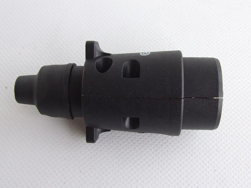 Utikac za prikolicu 7pol muski 12v pvc