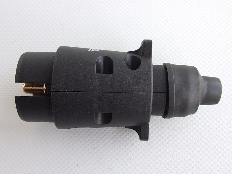 Utikac za prikolicu 7pol muski 12v pvc