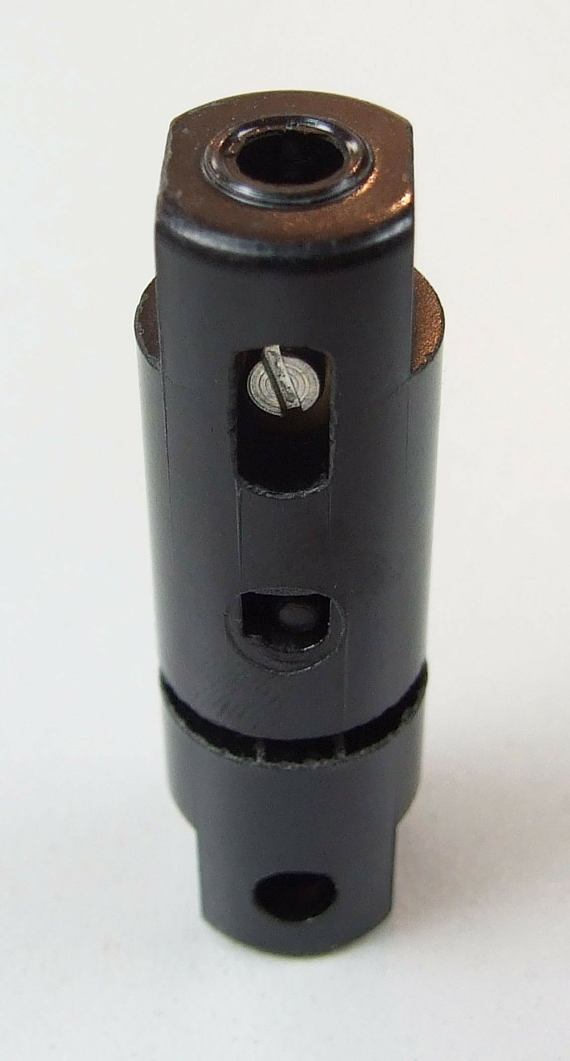 Plasticno kuciste osigurca 8a