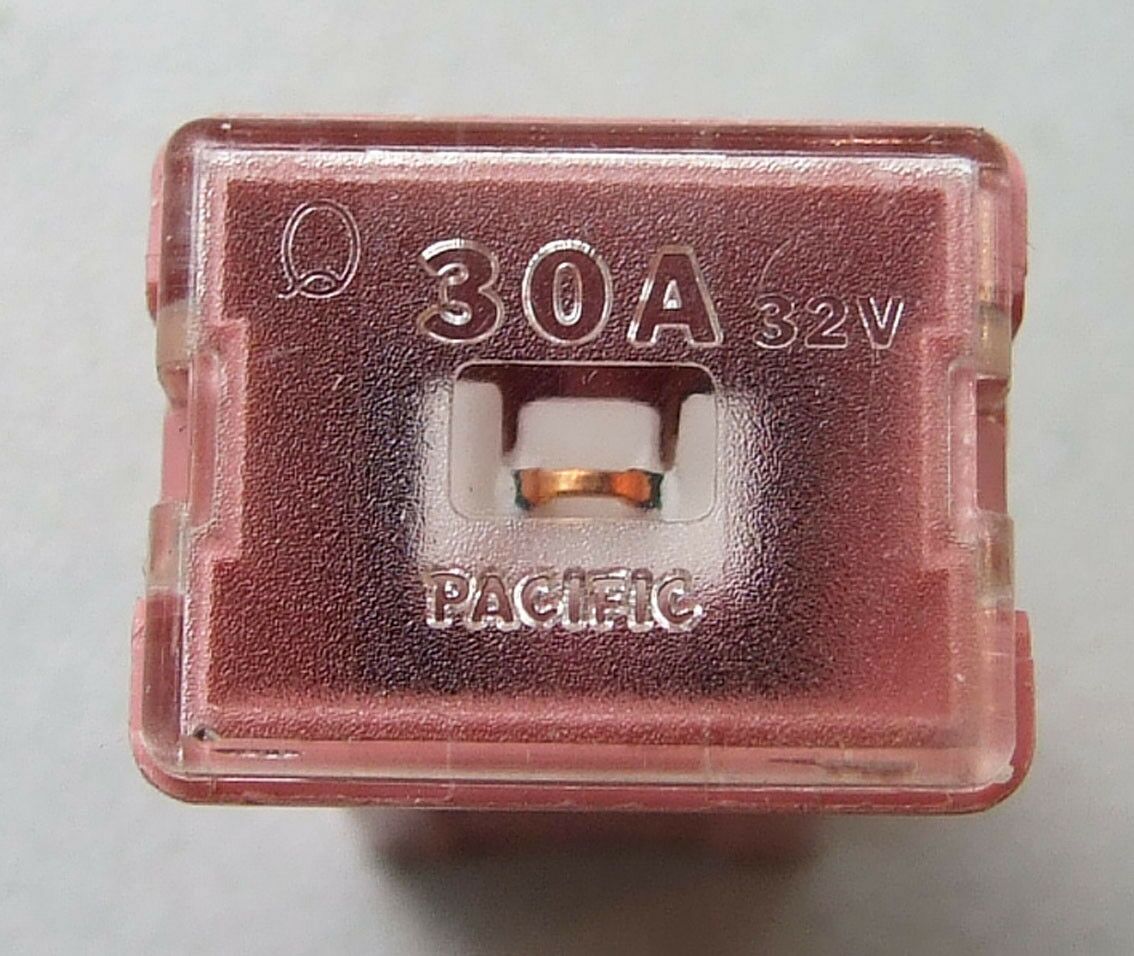 Osigurac japanski 30a , pink