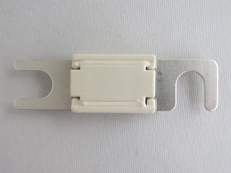 Osigurac strip 60/11mm 100a 48v zatvoren