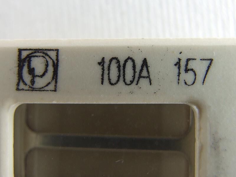 Osigurac strip 60/11mm 100a 48v zatvoren