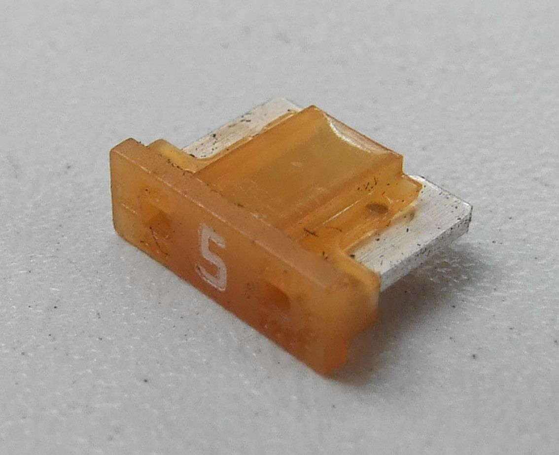 Osigurac mini kratki pipci 5 a
