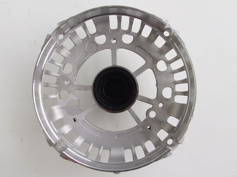 Zadnja dekla alternatora bosch 100a, actros atego