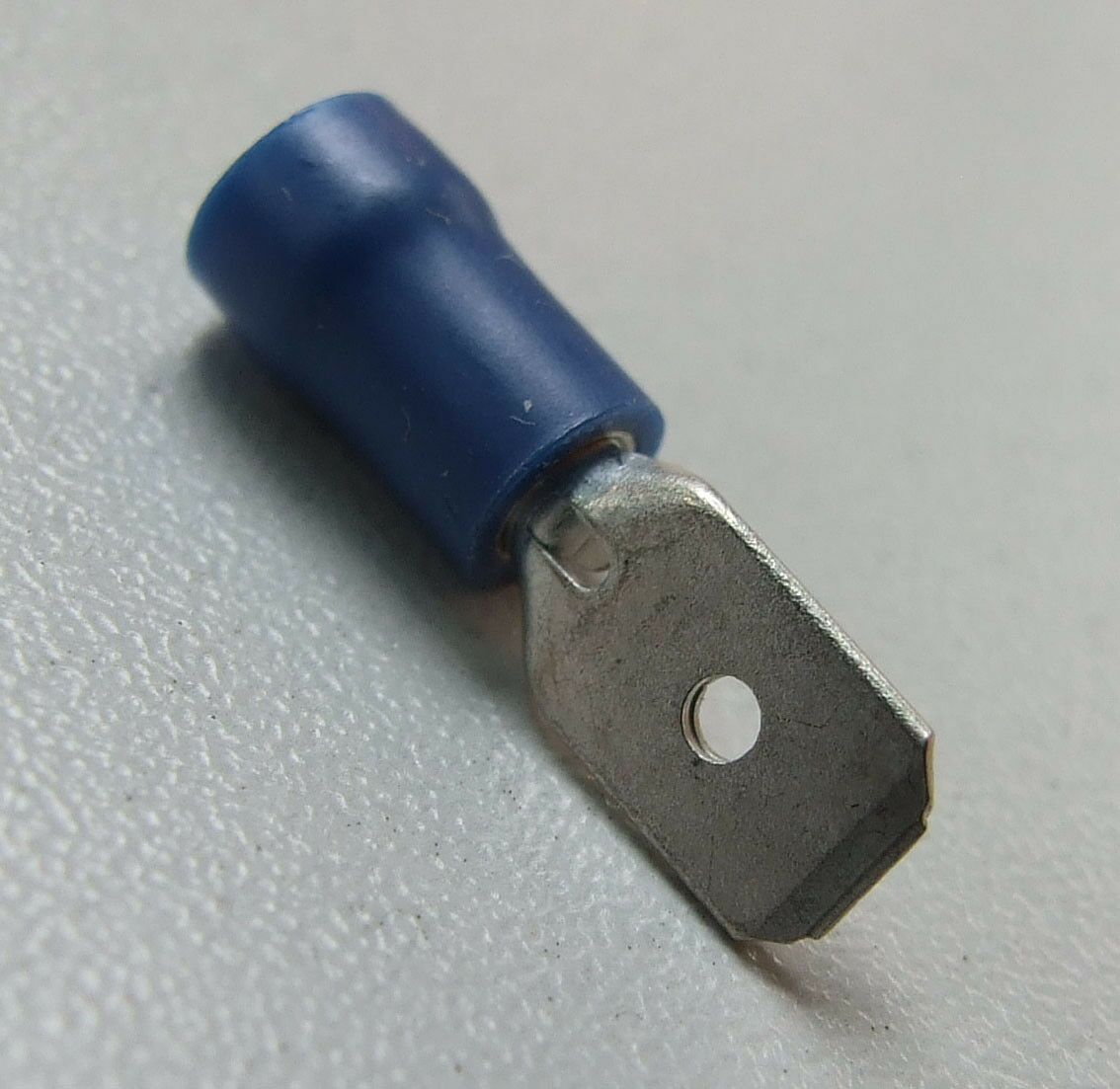 Papucica muska 6.3x2.5mm2 sa izol.plava