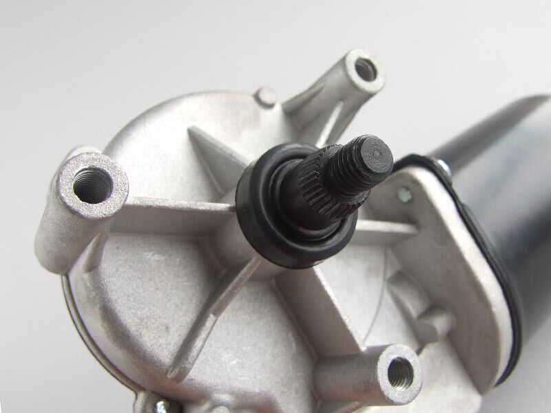 Mot brisaca pred mercedes c class w202