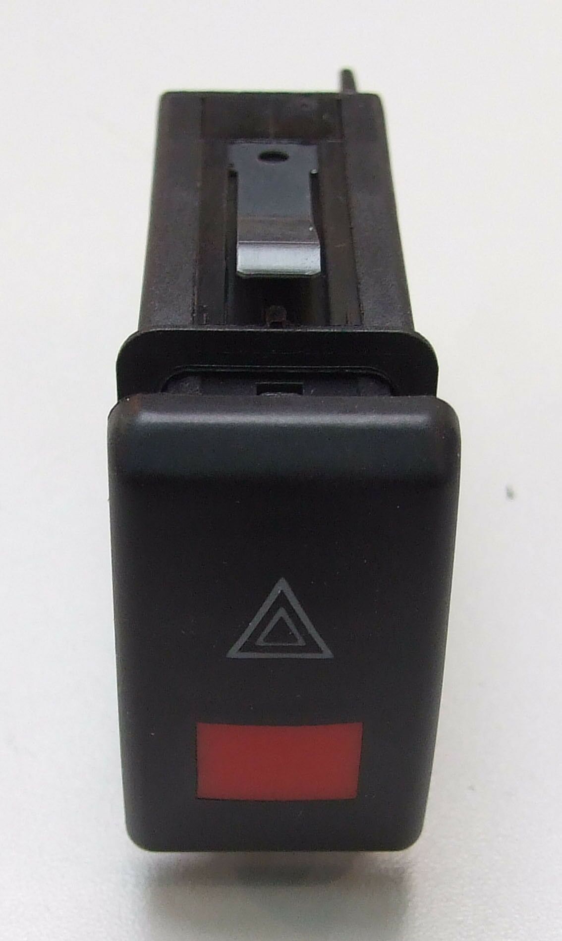 Prekidac 4 zmigavca, skoda octavia 96