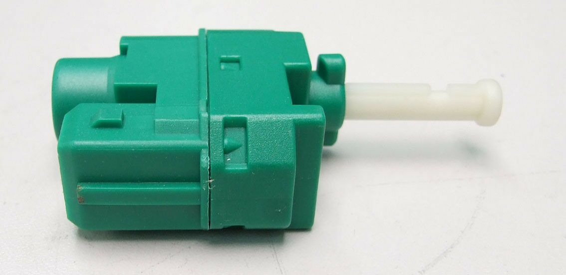 Prekidac stop svjetla ford fiesta 1,6 2002 g