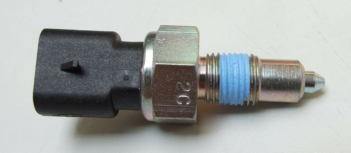 Prekidac rikverc svjetla fiat panda ritmo regata