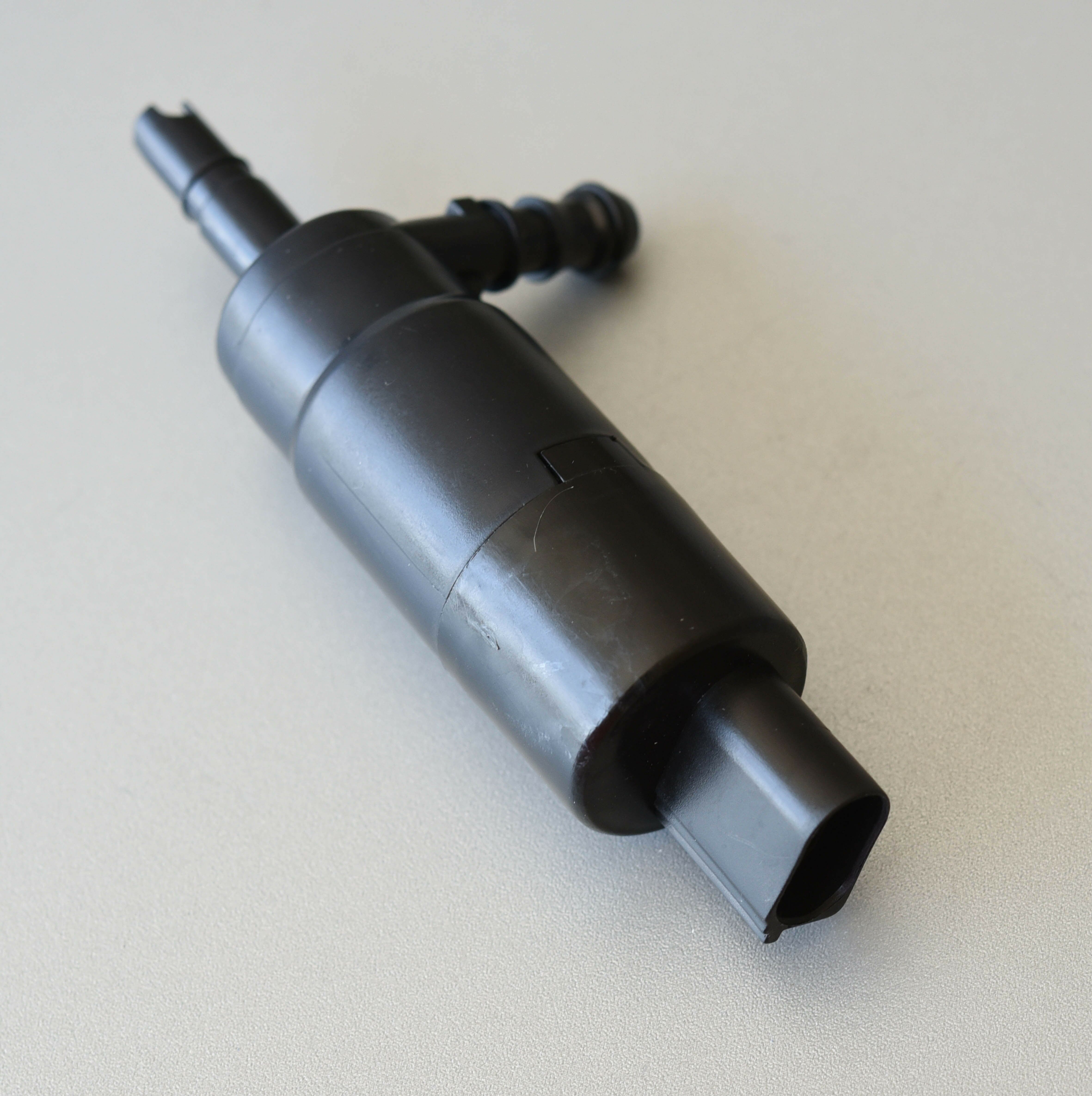 Pumpica brisaca vw bmw audi 00-