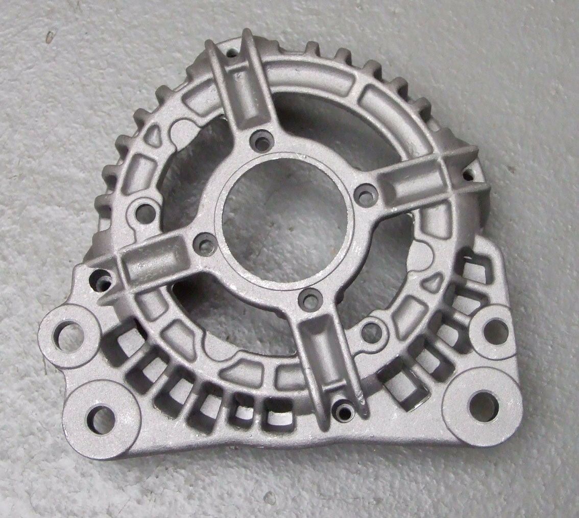 Prednja dekla alternatora bosch skoda 1.9 sdi audi seat