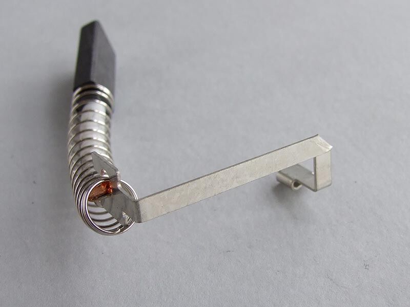 Cetkice reglera delco 12v 4.5x8x22