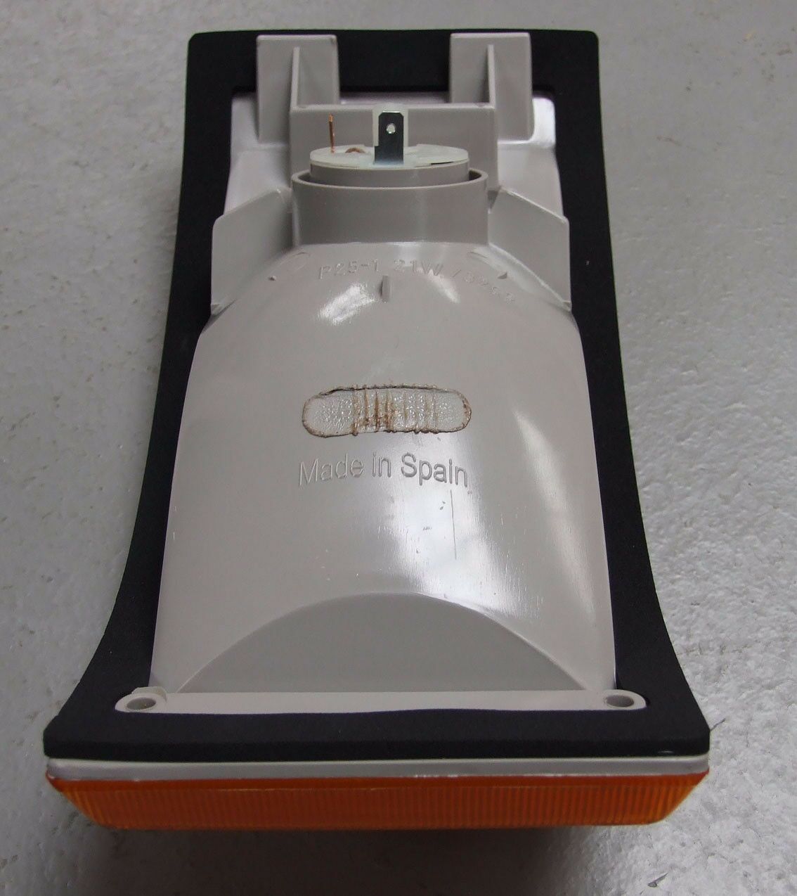 Zmigavac prednji 254x122 krivi l/d