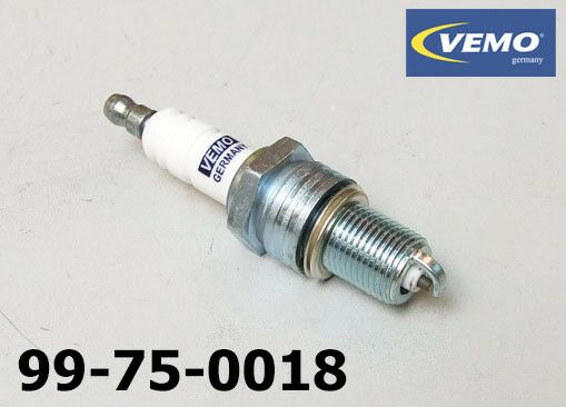 SVJEĆICA VR8DC 0.7MM MAZDA-OPEL-PEUGEOT-RENAULT