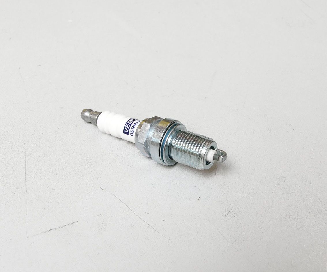 Svjecica f7dc 0.7mm renault peugeot