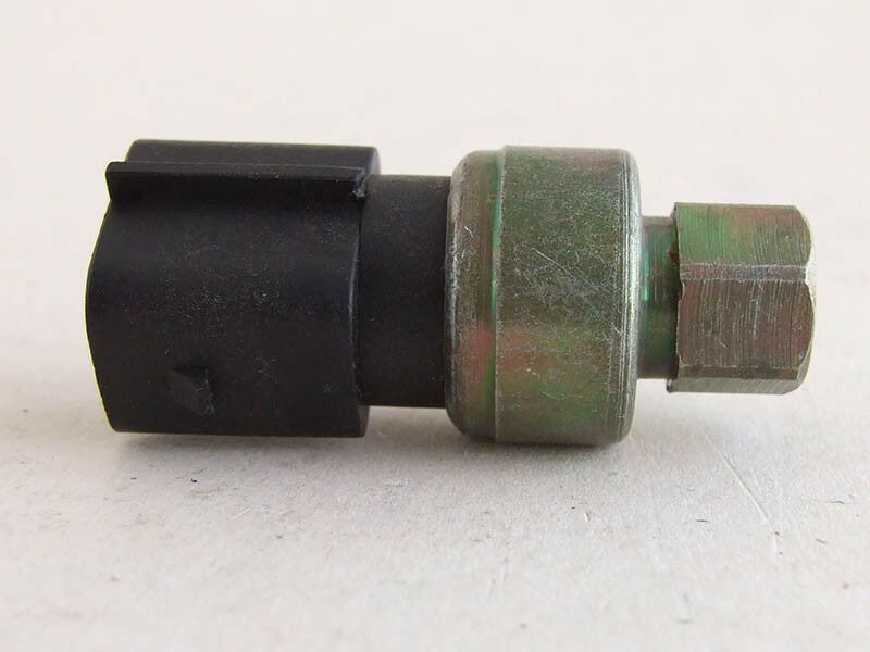 Presostat klime ford mondeo,focus novi tip