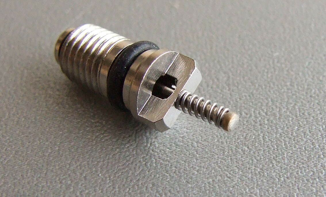 Ulozak ventila ac japanski l=19.9 mm