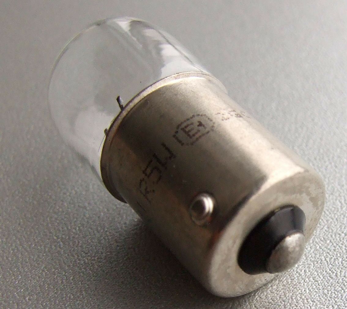 Sijalica 24v 5w ba15s; r5w