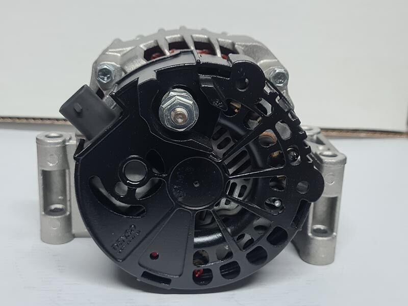 Alternator 14v 70a denso opel corsa meriva 1.3cdti 2010-