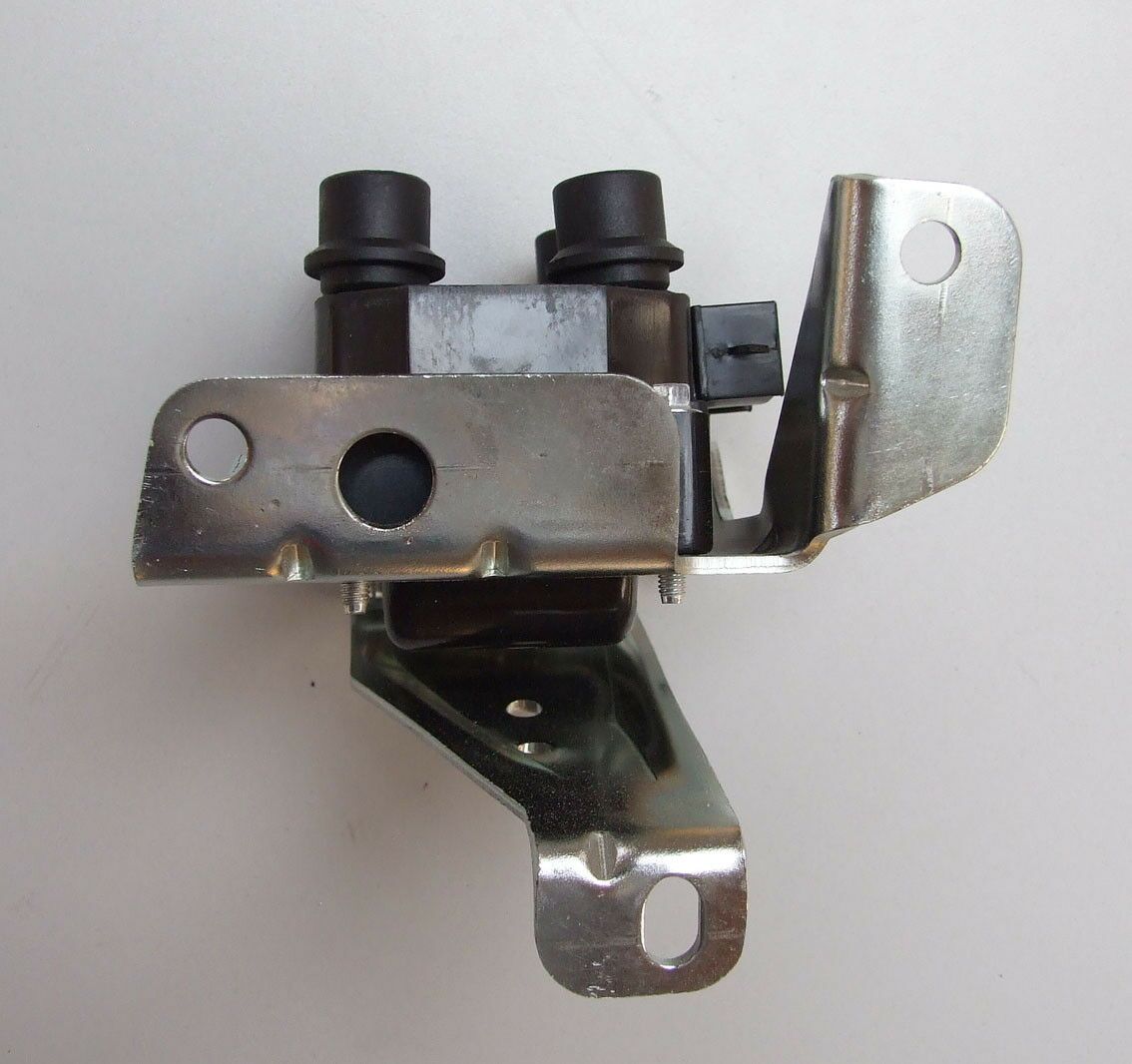 Bobina paljenja ford  fiesta 1.6 16v mazda 121