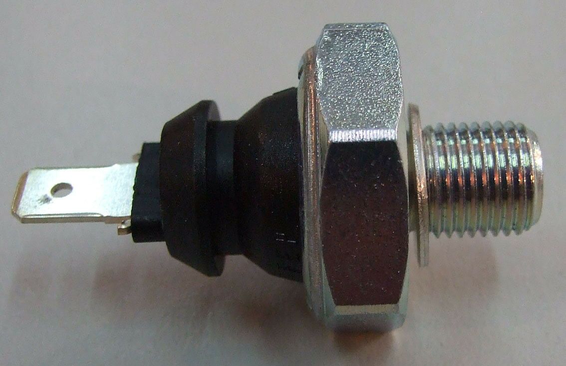 Davac pritiska ulja 1,4 bara vw golf ii,audi,a4,a6