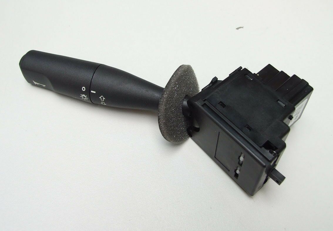 Rucica zmigavaca pod volanom citroen zx 1,9 td