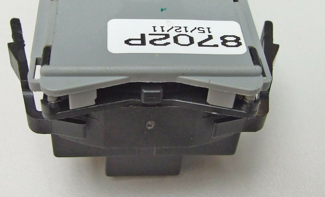 Rucica zmigavaca pod volanom opel corsa c 1,7cdti