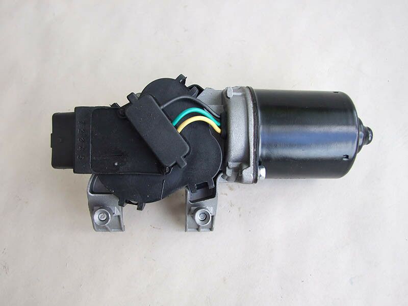 Mot brisaca pred renault clio 05-14