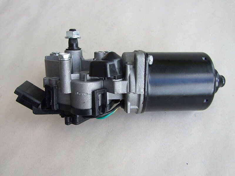 Mot brisaca pred renault clio 05-14