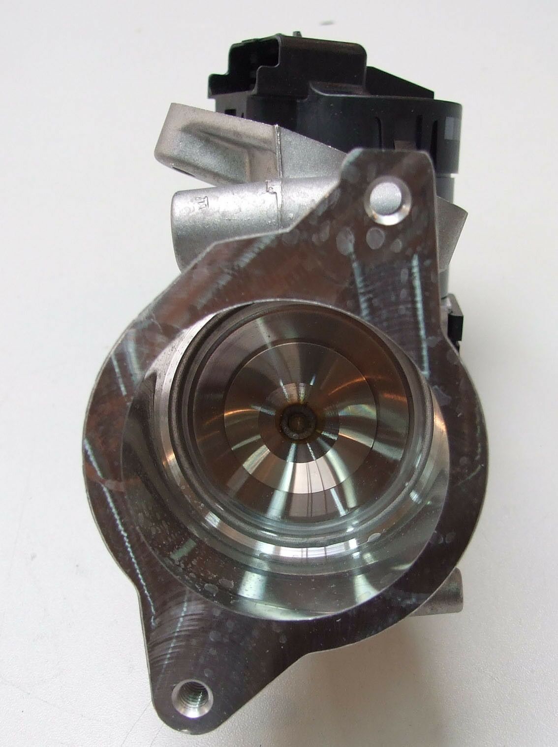 Egr ventil,citroen c4,c5 2.0hdi,focus ii 2.0tdci