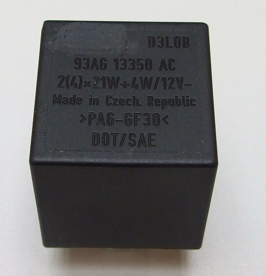 Automat zmigavca 12v 3 izlaza ford kraci