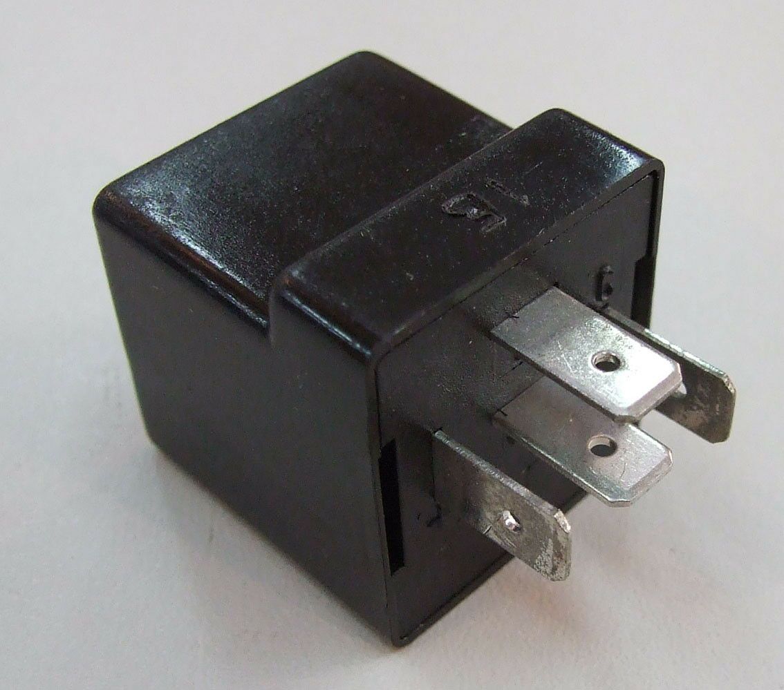 Automat zmigavca 12 v 4 izlaza fiat