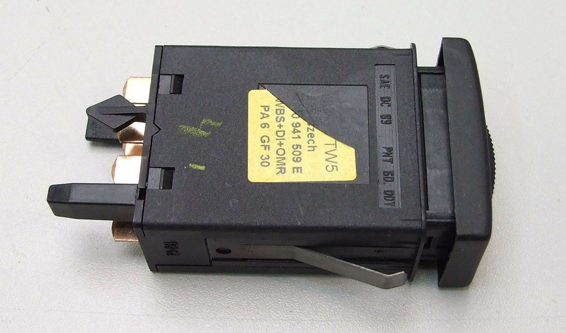 Prekidac 4 zmigavca 7pin,audi a4 94-00
