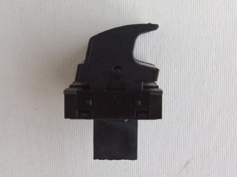 Prekidac podizaca prozora seat ibiza,leon,altea