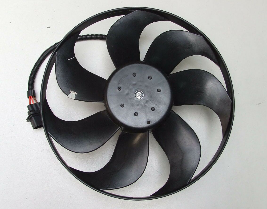 Ventilator hladnjaka motora audi a3 vw golf v