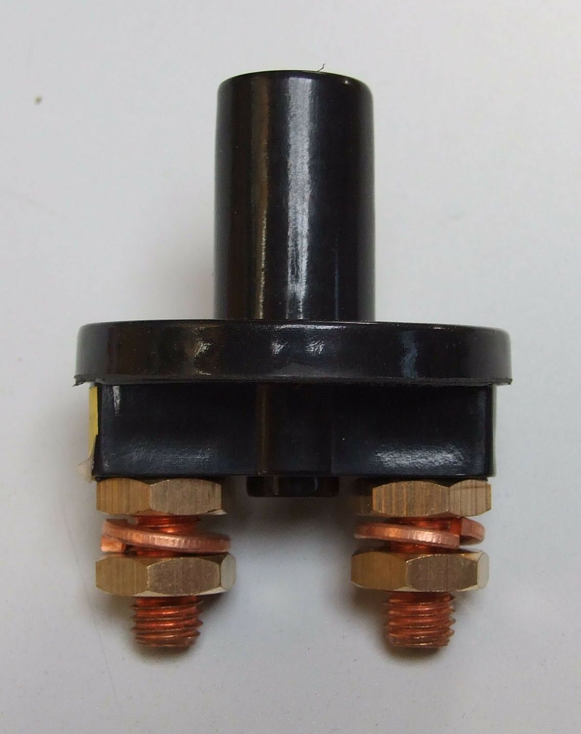 Sklopka mehanicka 24v 100a plasticna