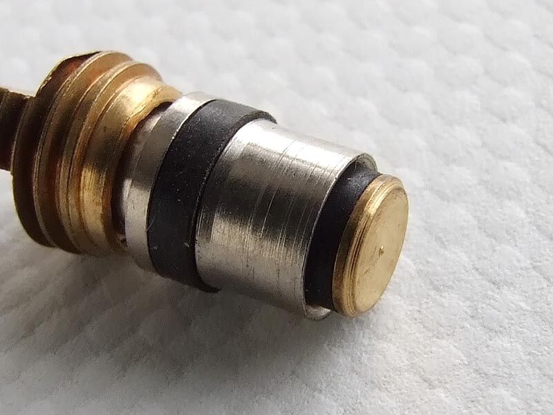 Ulozak ventila ac,l=21.5mm