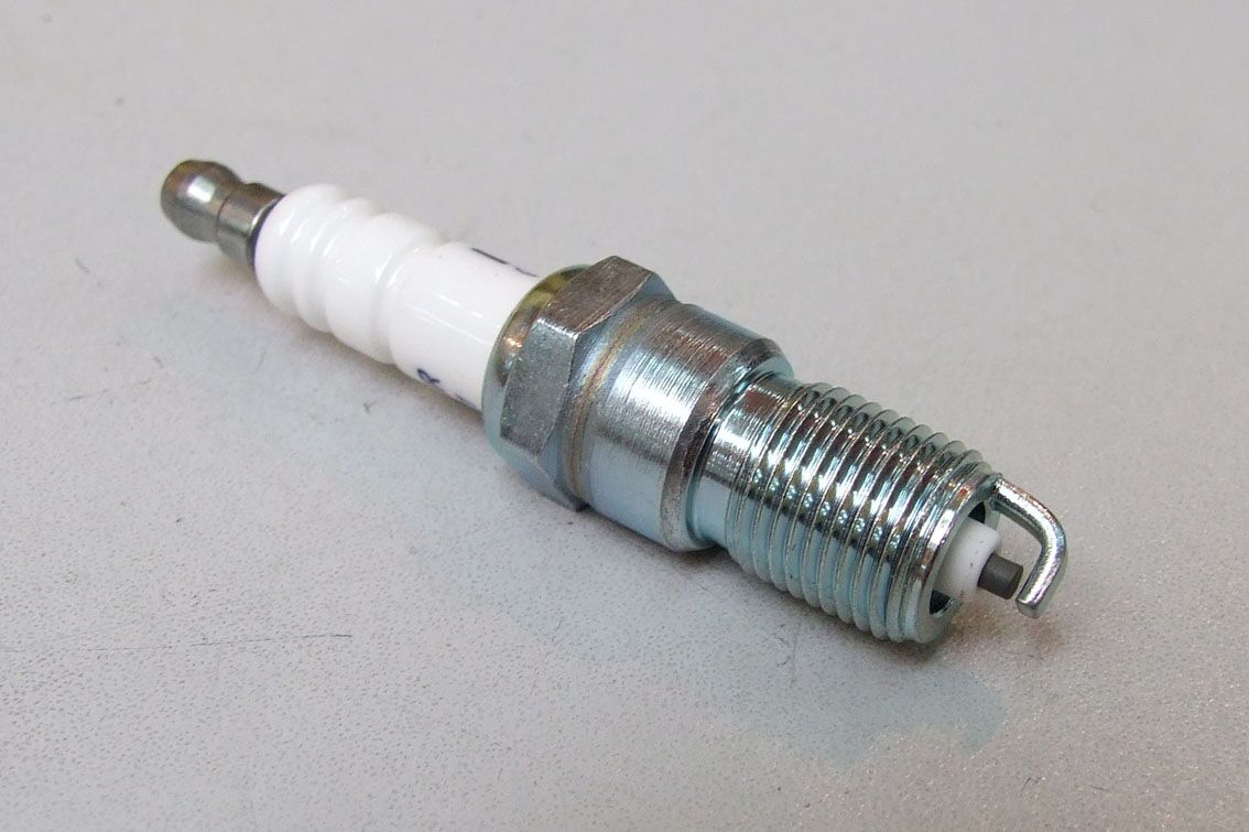 Svjecica h9dc0 0.7mm mercedes