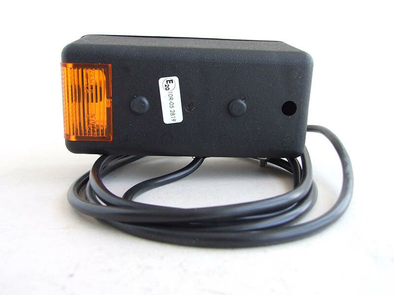 Lampa prednja zuto-bela(led) 150x70 migavac/pozicija  leva